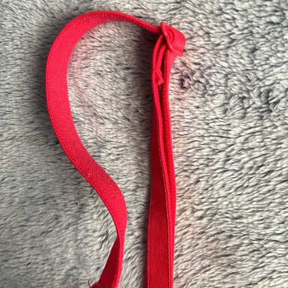 PINK VS💫Red Floral Lightly Padded T-Shirt Bra - Picture 4 of 7